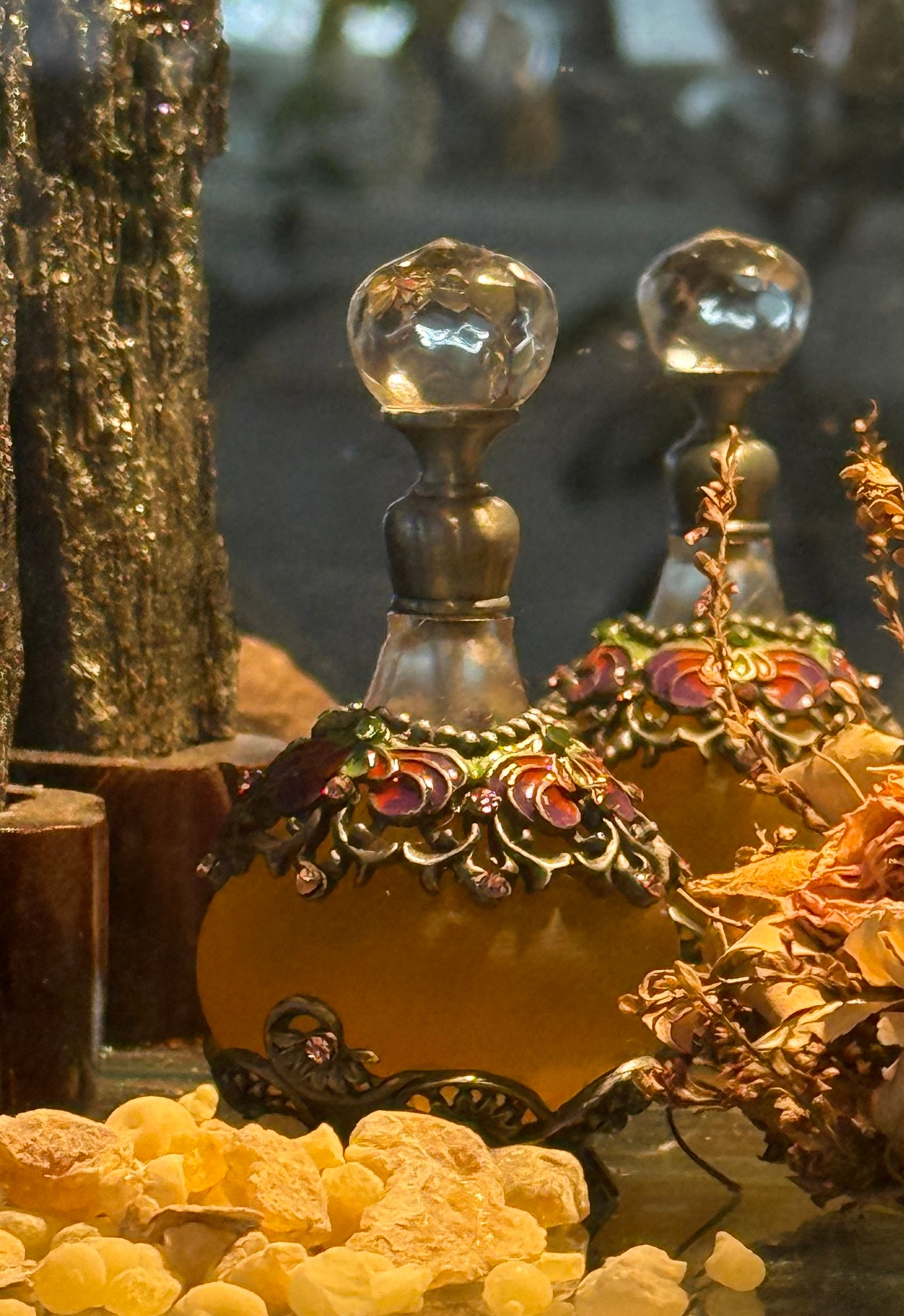 Embrace of Eir Exquisite Perfume